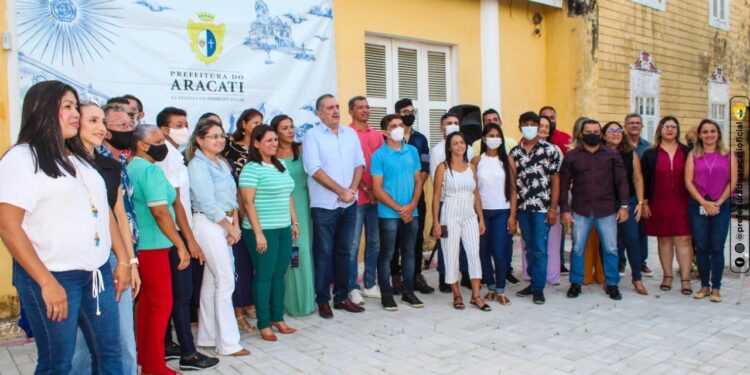 Prefeitura do Aracati empossa Agentes Administrativos Comunitários