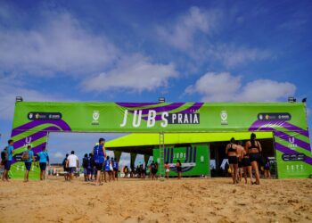 Canoa é Brasil! Cerimônia de abertura dá start aos Jogos Universitários Brasileiros de Praia 2022