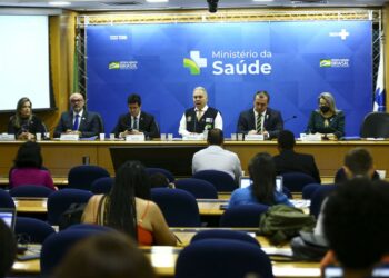 Ministro detalha motivos para decretar fim da emergência sanitária