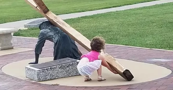 Morte, ressurreição e contemporaneidade