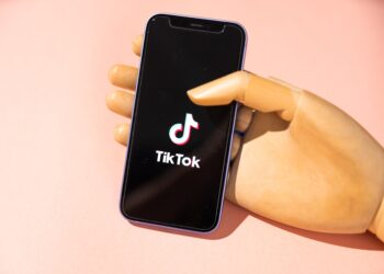 Saiba como foi feita a música ‘Capitão de Areia’, que viralizou no TikTok