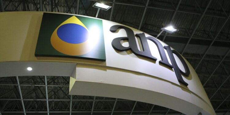 Governo repassa R$ 7,7 bilhões do pré-sal para estados e municípios