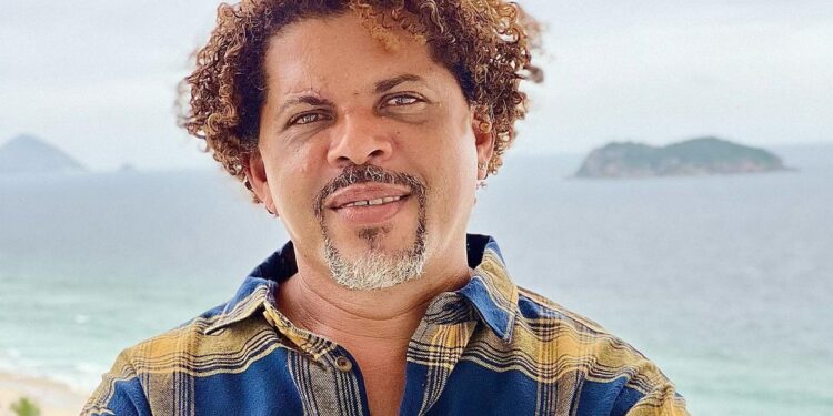 Sem-teto influencer já foi condenado por furto e extorsão, diz jornal