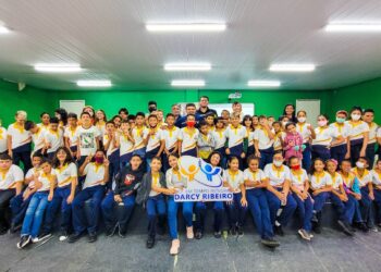 Demutran realiza ciclo de palestras sobre Educação no Trânsito em escolas aracatienses