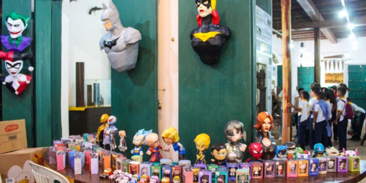Exposição Papel de Herói é destaque na Semana do Museu em Aracati