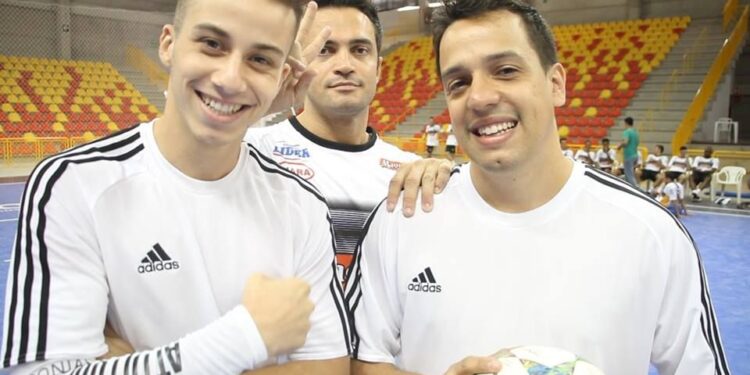 Jogo Show: Aracati recebe estrelas do Futsal como Falcão, Diego Freestyle e Adonias Freestyle