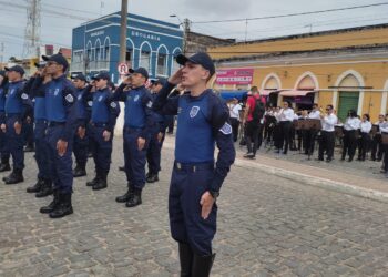 Prefeitura do Aracati empossa novos integrantes da Guarda Municipal