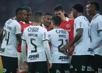 Rafael Ramos é preso em flagrante por injúria racial; Corinthians paga fiança