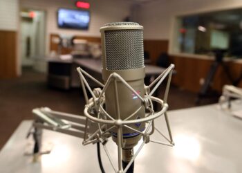 Senado regulamenta identidade profissional de radialista