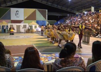 Paixão Junina, grupo cultural aracatiense, estreia espetáculo ‘Samarica: A Parteira’