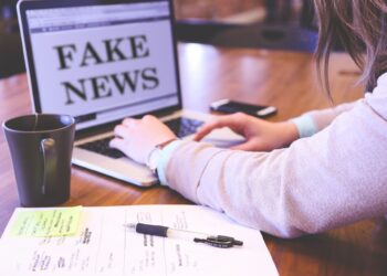 Onda de fake news sobre massacre deixa escolas, famílias e polícia em alerta