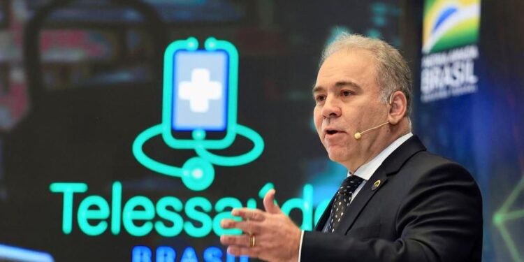 Portaria regulamenta atendimentos de saúde à distância