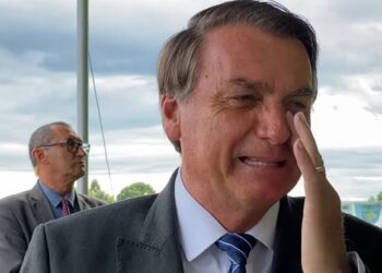 Encontro com Biden dá a Bolsonaro oportunidade de romper isolamento