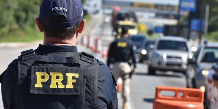 Justiça derruba decisão que impede atuação da PRF fora de rodovias