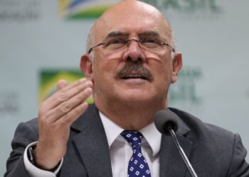 Se a PF prendeu, tem um motivo, diz Bolsonaro sobre ex-ministro da Educação
