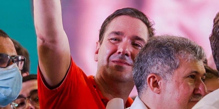Cumprindo primeiro mandato com destaque como parlamentar em ascensão, Eduardo Bismarck homologa candidatura à reeleição