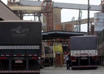 Congresso prorroga por 60 dias MP da tabela do frete rodoviário