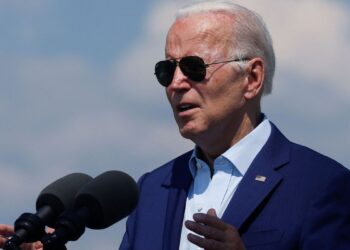 Biden volta a receber diagnóstico de Covid uma semana após 1ª infecção