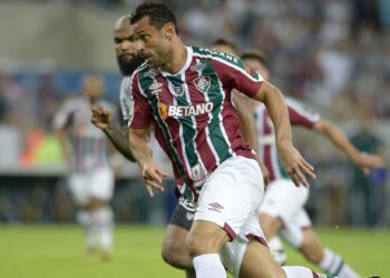 Fluminense vence Ceará em despedida de Fred