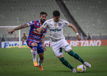 Fortaleza e Palmeiras empatam em jogo finalizado por falta de luz