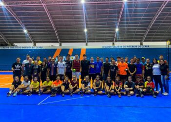 Equipes do Handbal aracatiense participam de acampamento de aprendizado com ex-técnico da Seleção Brasileira