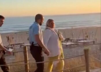 Mulher detida por insultos racistas contra filhos de Giovanna Ewbank é liberada