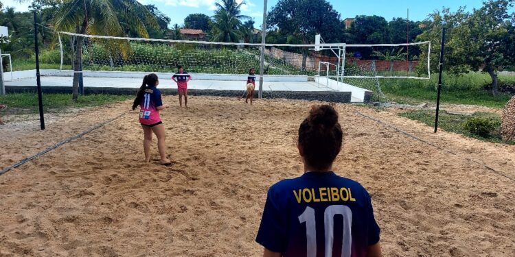 Campeonato de Vôlei de Areia do Projeto Oficina Escola movimenta o Pedregal neste domingo (10)