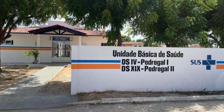 Aracati reinaugura posto de saúde do Pedregal I e II