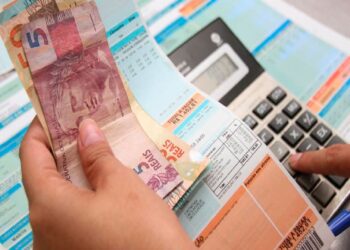 Aneel aprova revisão tarifária que reduz tarifas de 10 distribuidoras