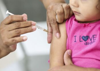 Vacinação contra sarampo está abaixo da meta, diz Ministério da Saúde