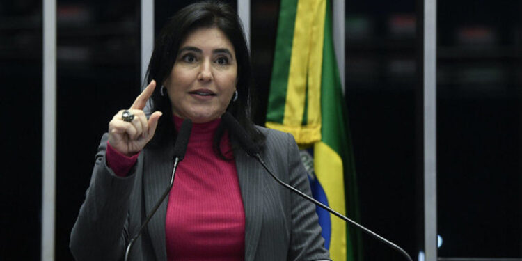 Sem vice definido, MDB confirma Tebet na corrida presidencial
