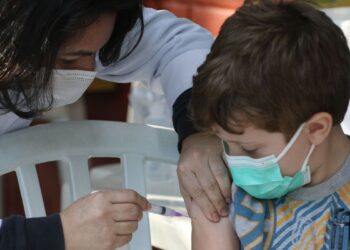 Fortaleza e mais cinco capitais começaram a vacinar crianças de 3 a 5 anos contra a Covid