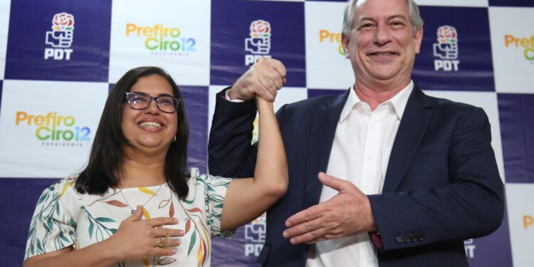 Ciro anuncia vice-prefeita de Salvador como vice em chapa pura do PDT sem alianças
