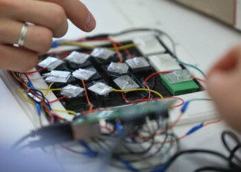 Equipe da PF começa a inspecionar códigos-fonte da urna eletrônica