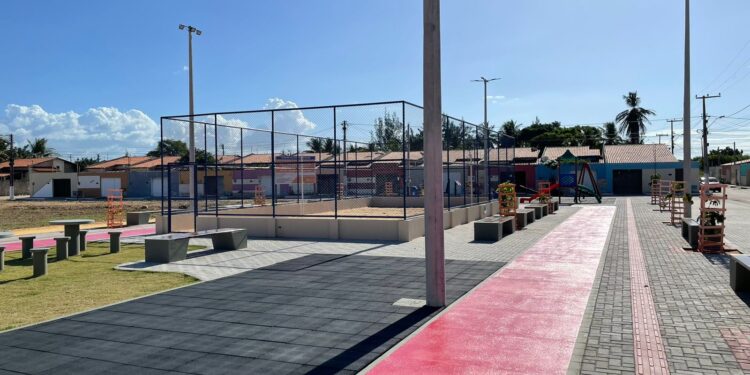 Aracati inaugura praça Pedro Rodrigues de Assis, no Campo São Francisco
