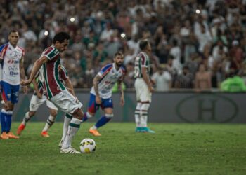 Fluminense busca empate com Fortaleza e vai à semifinal da Copa do Brasil
