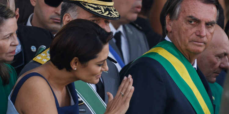 Ministro do TSE proíbe Bolsonaro de usar imagens do 7 de Setembro em propaganda eleitoral