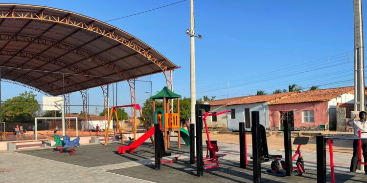 Aracati inaugura praça do Outeiro hoje