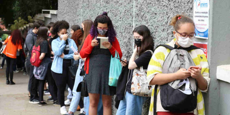 Candidatos do Prouni têm até hoje para se inscrever na lista de espera