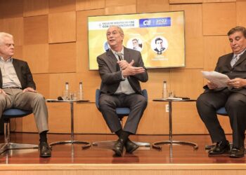 Ciro Gomes promete intensificar esforços federais contra o crime