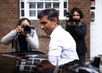 Rishi Sunak conquista maioria conservadora e será novo premiê do Reino Unido