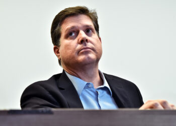 Baleia Rossi libera diretórios do MDB antes de Tebet anunciar apoio a Lula