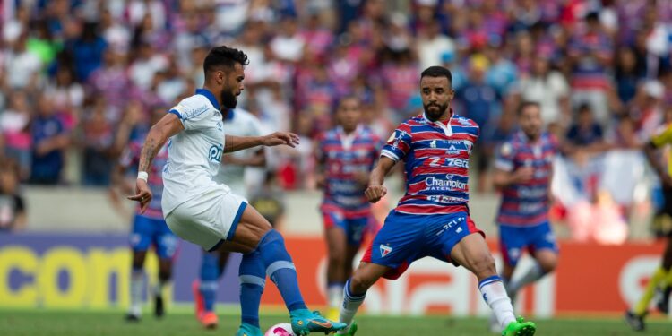 Fortaleza vence o Avaí e se aproxima do G8 do Campeonato Brasileiro