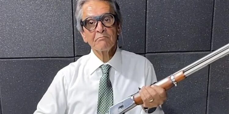 Roberto Jefferson disparou mais de 20 tiros de fuzil e lançou duas granadas contra PF, diz investigação