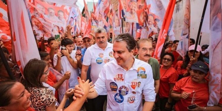 Camilo Santana é eleito senador do Ceará