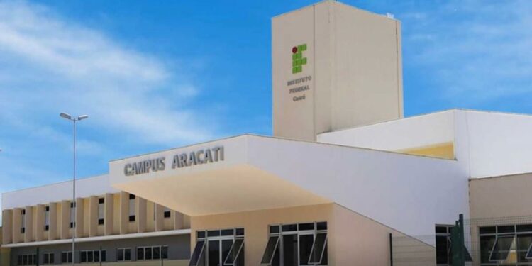 IFCE Aracati oferta vagas para cursos técnicos de Química, Aquicultura, Informática e Guia de Turismo