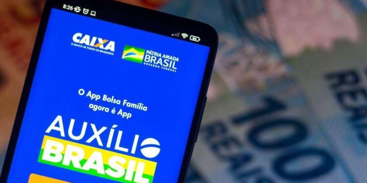 Caixa empresta R$ 75 milhões em primeiro dia de consignado do Auxílio Brasil