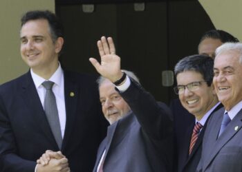 Congresso trabalhará pela manutenção do Auxílio Brasil em R$ 600