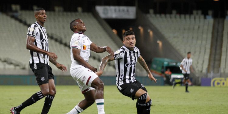 Fluminense derrota Ceará e garante presença na Libertadores