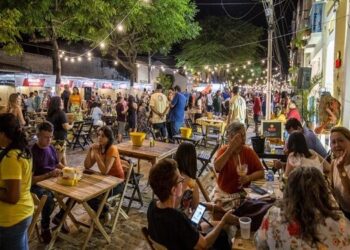 Festival de Gastronomia e Cultura de Aracati atrai mais de 20 mil pessoas por noite